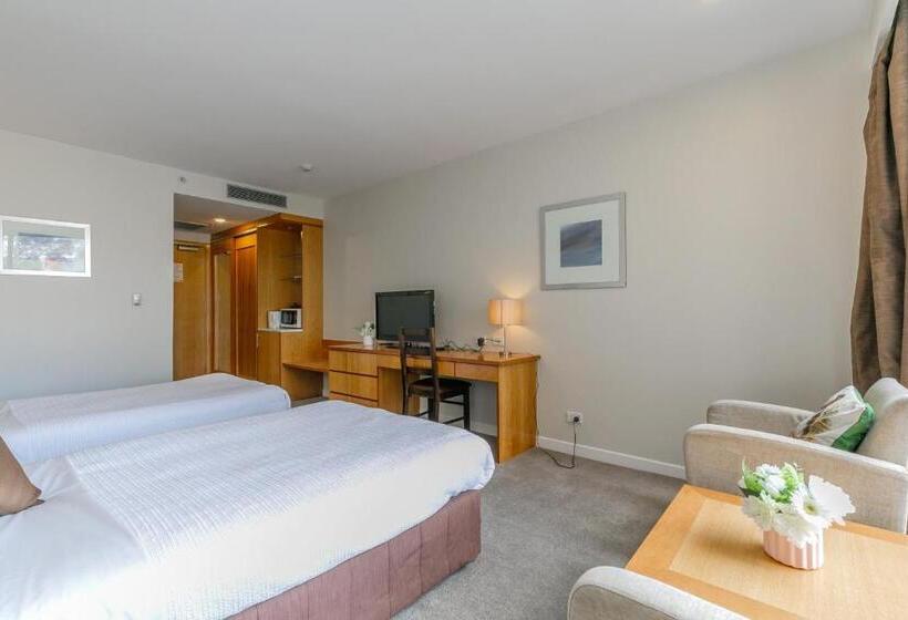 标准工作室, Boulevard