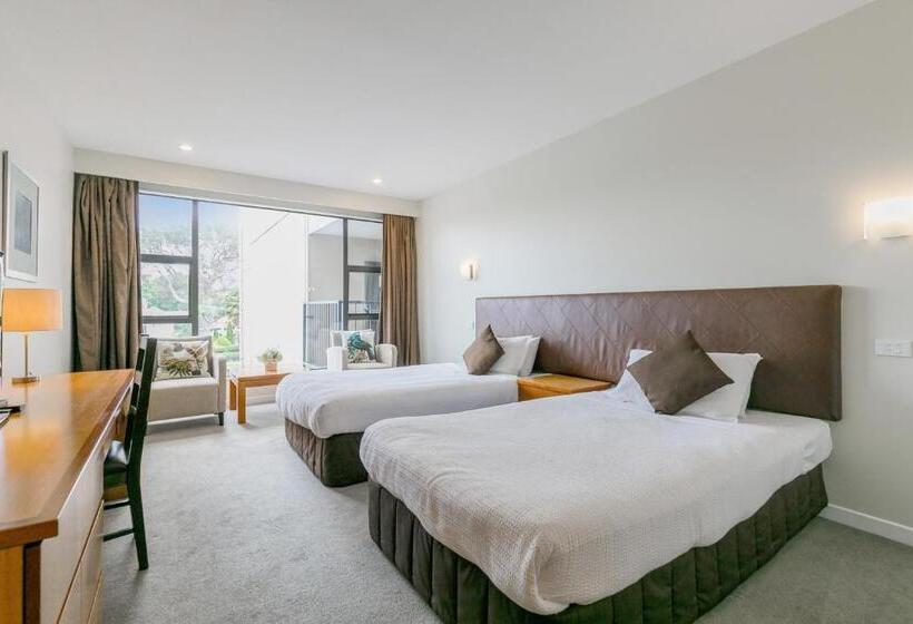 标准工作室, Boulevard