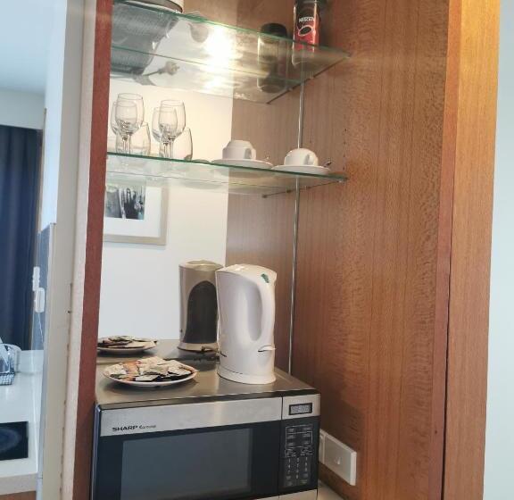 豪华工作室, Boulevard