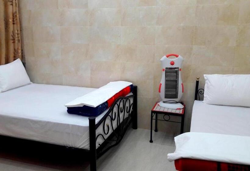 اتاق استاندارد سه نفره, Silia