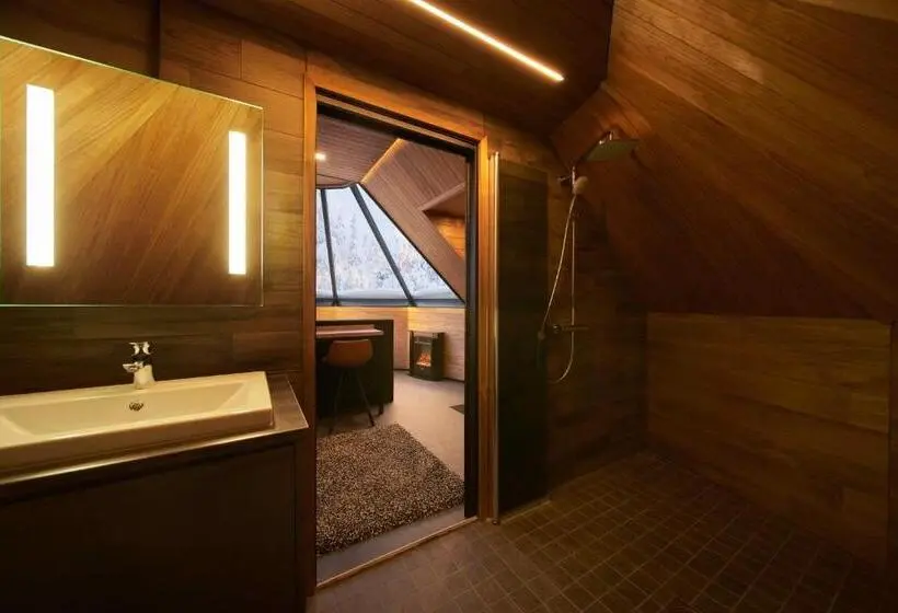 کابین, Northern Lights Village Levi