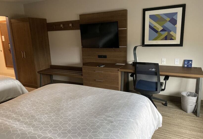 标准间, Holiday Inn Express & Suites Junction, An Ihg