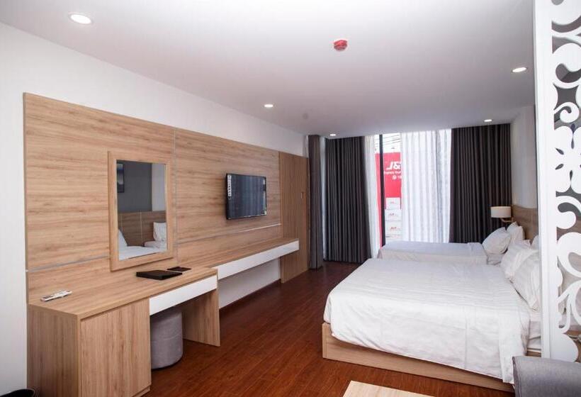 اتاق استاندارد سه نفره, Lily Apartment