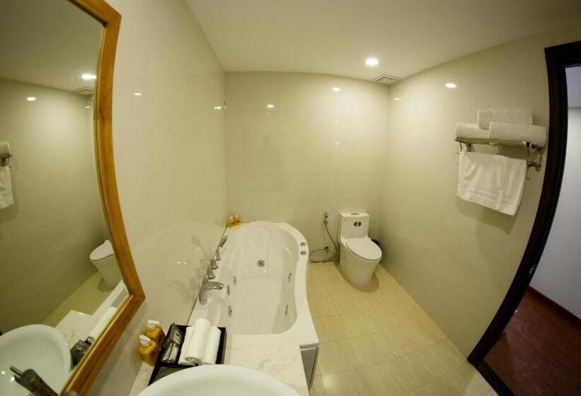 اتاق استاندارد سه نفره, Lily Apartment