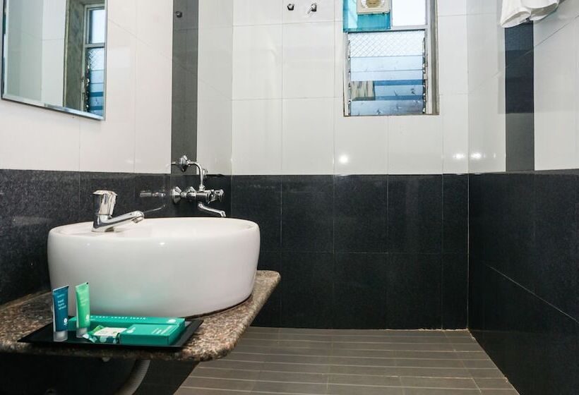 غرفة قياسية, Treebo Hillway Inn Main Market