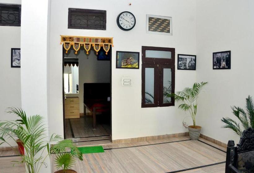 غرفة قياسية سرير كينج, Zoola Palace