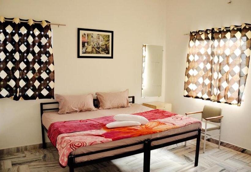 غرفة قياسية سرير كينج, Zoola Palace