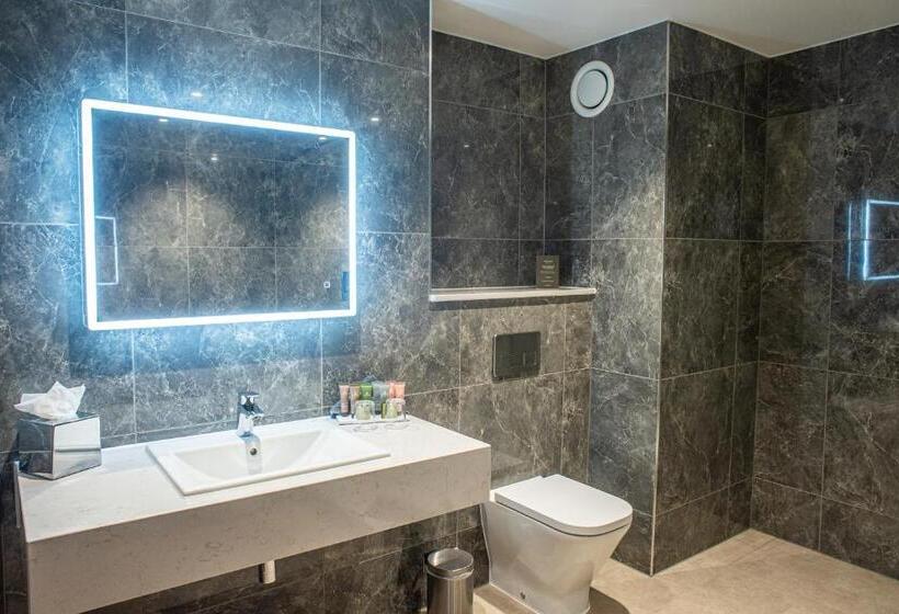 Люкс Повышенной Комфортности, Crow Wood Hotel & Spa Resort