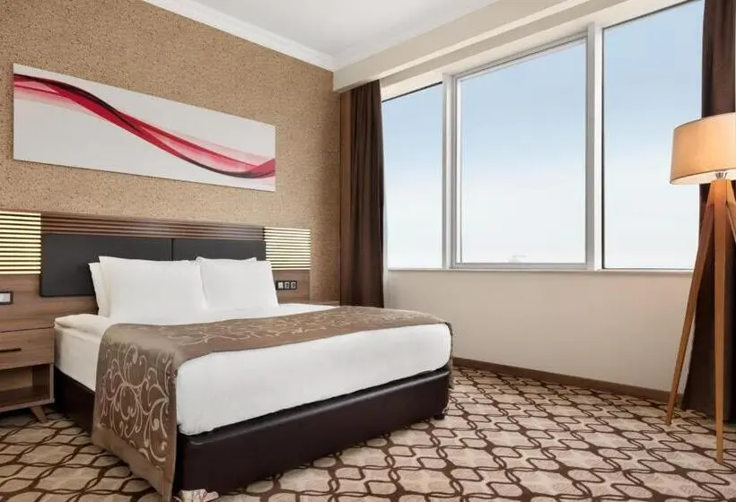 اتاق سوپریور با چشم‌انداز شهر, Ramada By Wyndham Diyarbakir