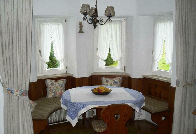 חדר אקונומי, Bräulerhof