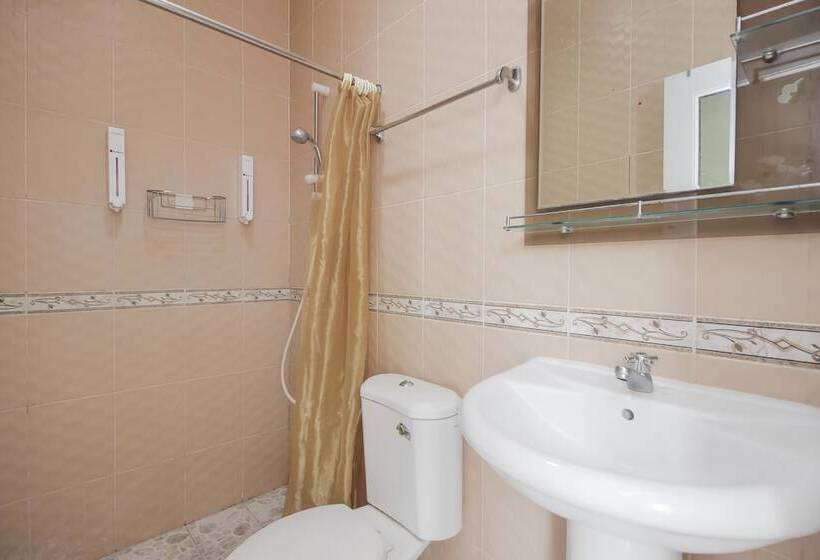 Номер Стандарт, Reddoorz @ Permata Sari Karawaci