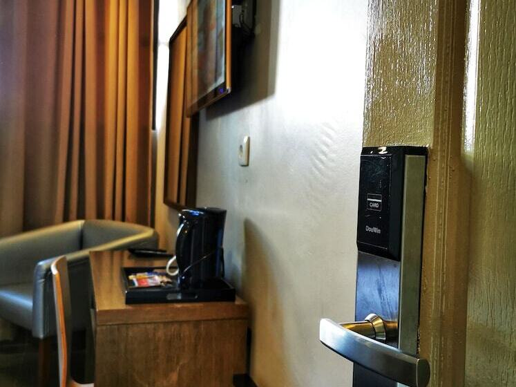 اتاق استاندارد, Stay Inn Guest House