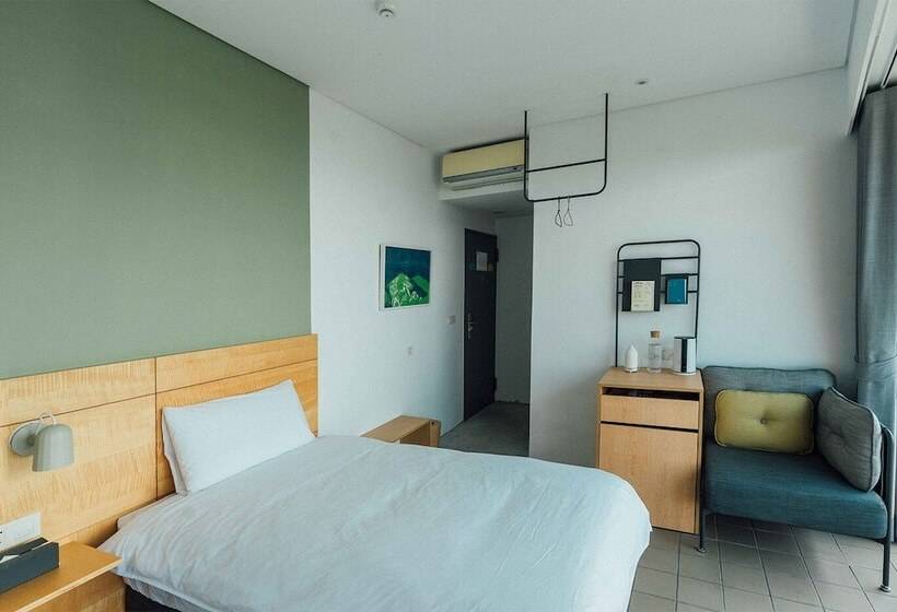 اتاق استاندارد, Dayspring Inn