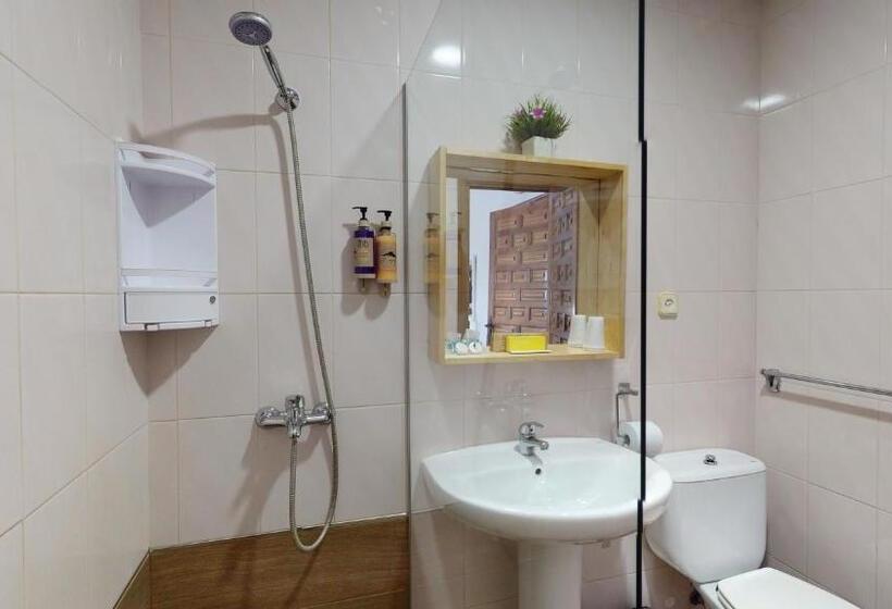 Номер Стандарт, Consuegra