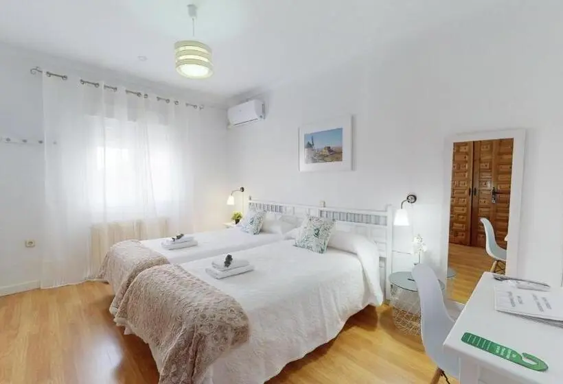 Habitació Estàndard, Consuegra