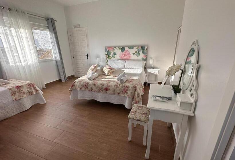 Семейный Номер, Consuegra