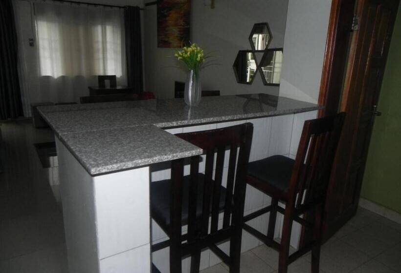 سوییت خانوادگی, Mamikki Hotel Apartments