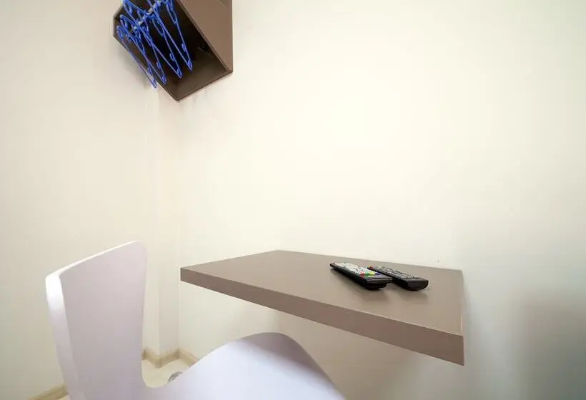 Standardzimmer, Ostriv Hostel