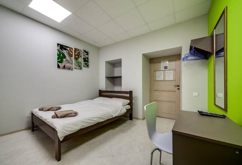 اتاق استاندارد, Ostriv Hostel