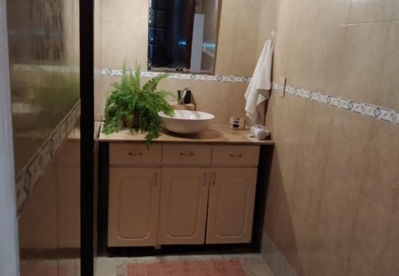 اتاق استاندارد, Casona Poeta Airport