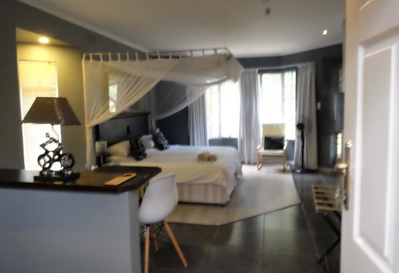 اتاق استاندارد, The Leslie Executive