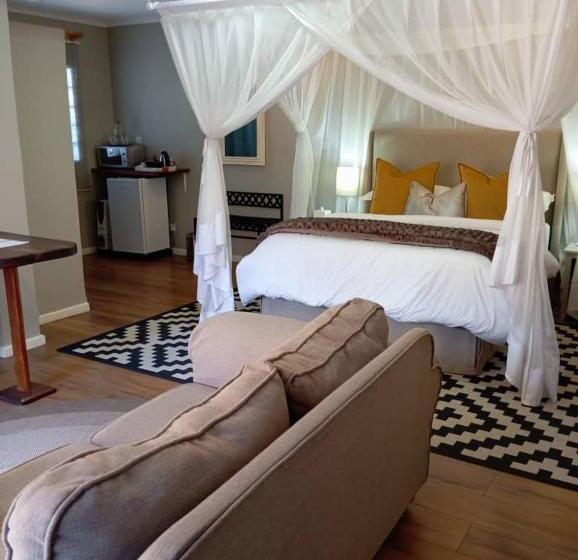 اتاق لوکس, The Leslie Executive