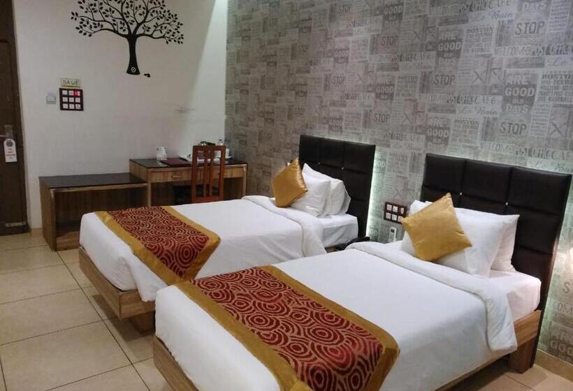 غرفة ديلوكس مزودة بشرفة, Merlin International