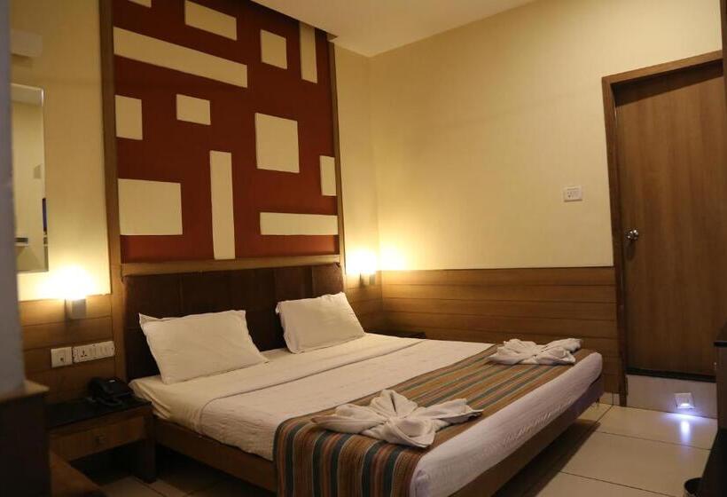 غرفة إقتصادية, Merlin International