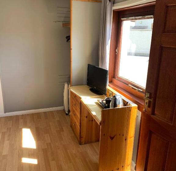 エコノミールーム, The Carisbrooke