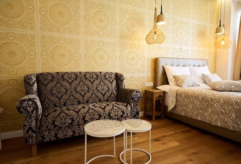 اتاق لوکس, Hiša Ančka, Boutique Hotel & Maja Rooms