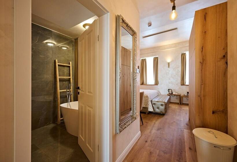 اتاق لوکس, Hiša Ančka, Boutique Hotel & Maja Rooms