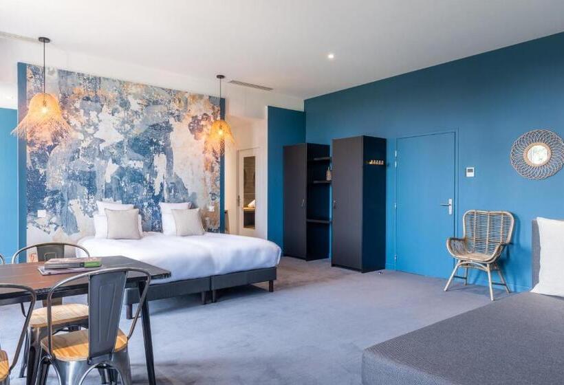 Люкс Повышенной Комфортности, Château De Tauzies, The Originals Relais