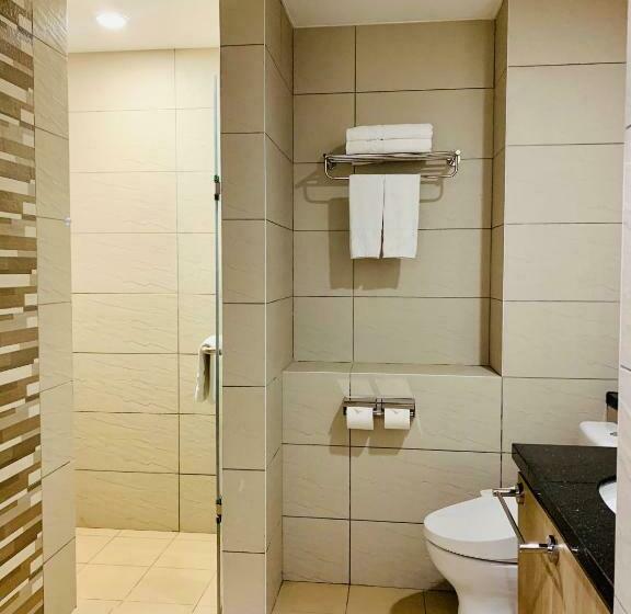 اتاق استاندارد, Roygent Parks Hanoi