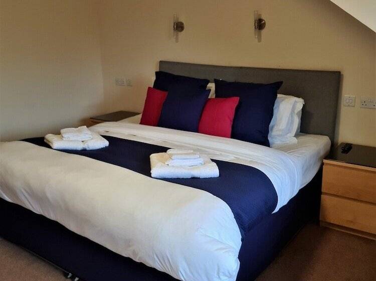 غرفة ديلوكس, The Old Schoolhouse