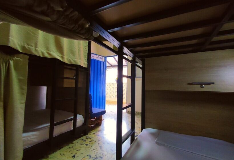 سرير فى غرفة مشتركه, Hostel Trip Monkey San Gil