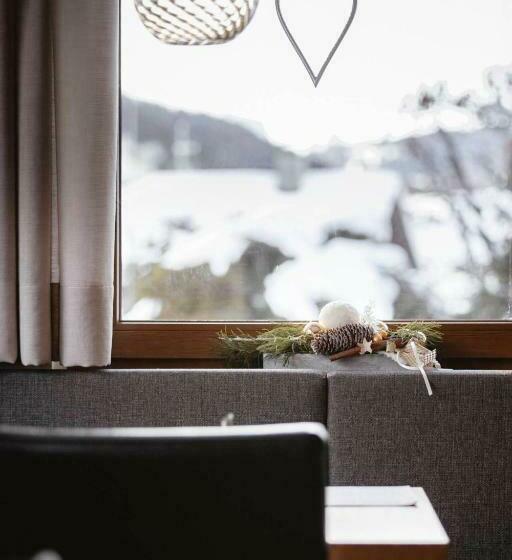 Ekonomiskt Rum, Garni Charlotte