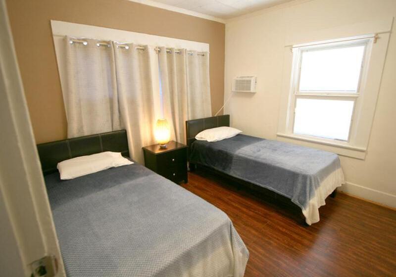 سرير فى غرفة مشتركه, Mystayla