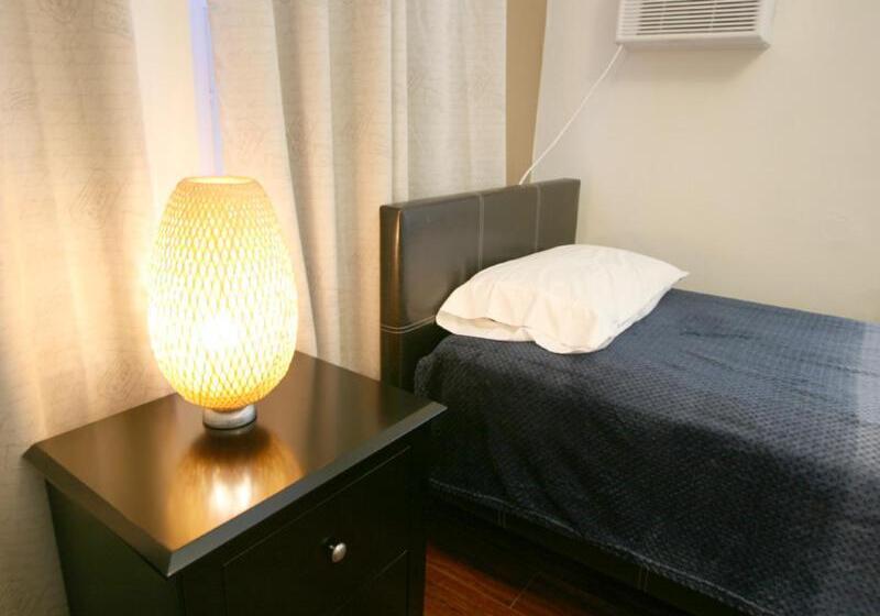 سرير فى غرفة مشتركه, Mystayla