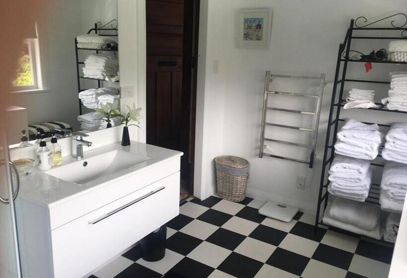 バルコニー付きデラックスルーム, The Inn At The Convent