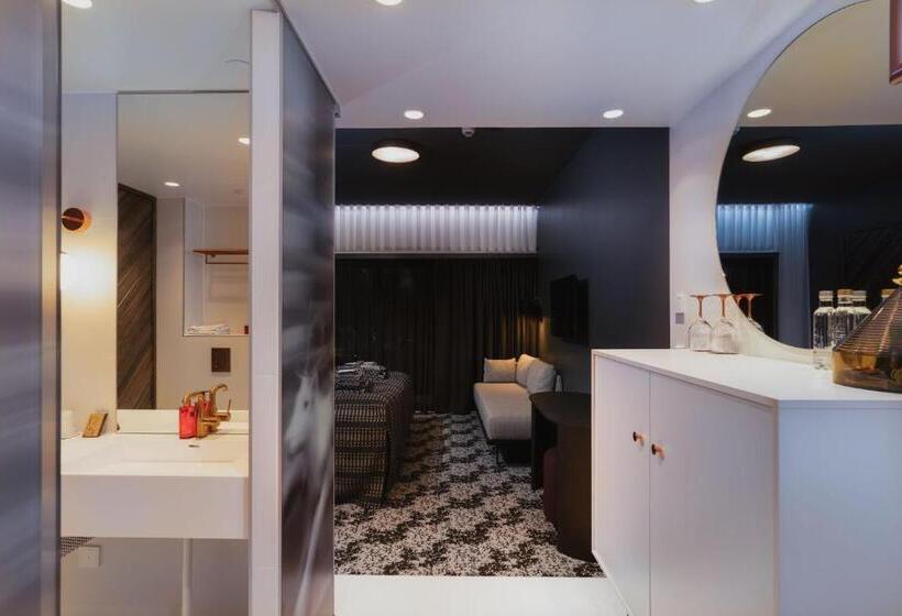 Номер Deluxe, Design Hotel Levi