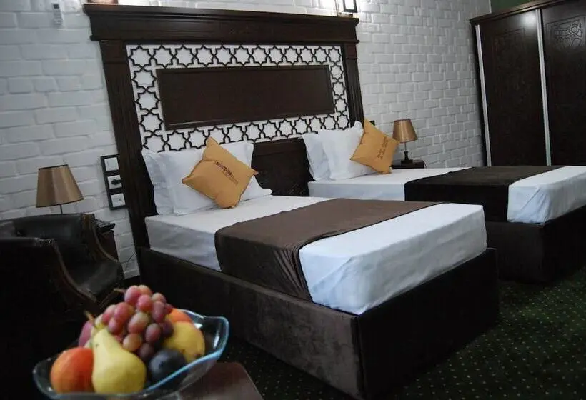 اتاق استاندارد, Kesh Palace