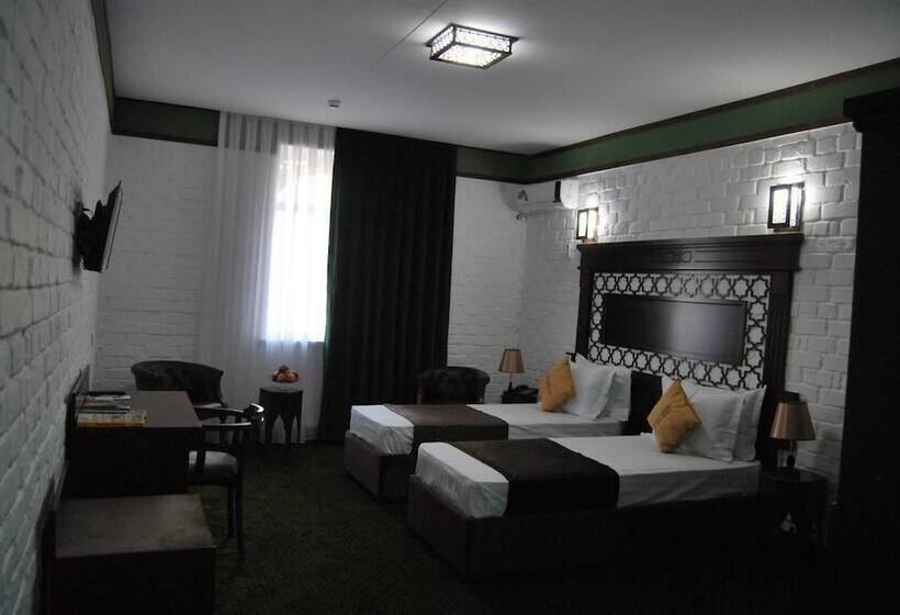 اتاق استاندارد, Kesh Palace