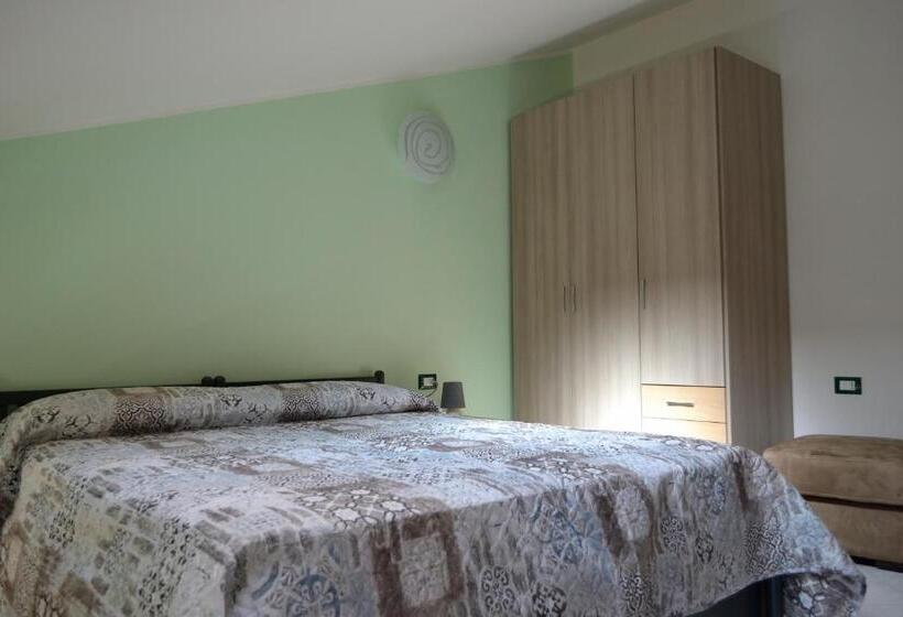 חדר סטנדרט לשלושה, B&b Al Pesce Vela