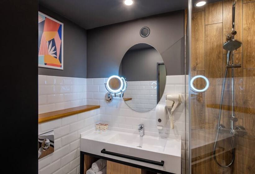 اتاق استاندارد با چشم‌انداز رودخانه, Sairme Hotels & Resorts