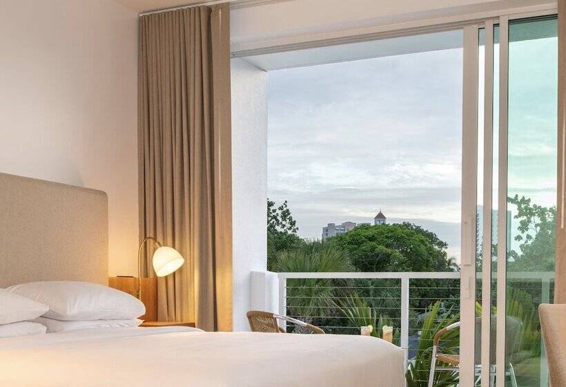 발코니 디럭스 룸, The Sarasota Modern, A Tribute Portfolio