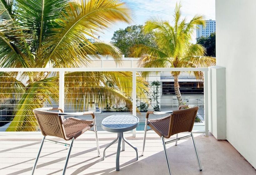 발코니 디럭스 룸, The Sarasota Modern, A Tribute Portfolio