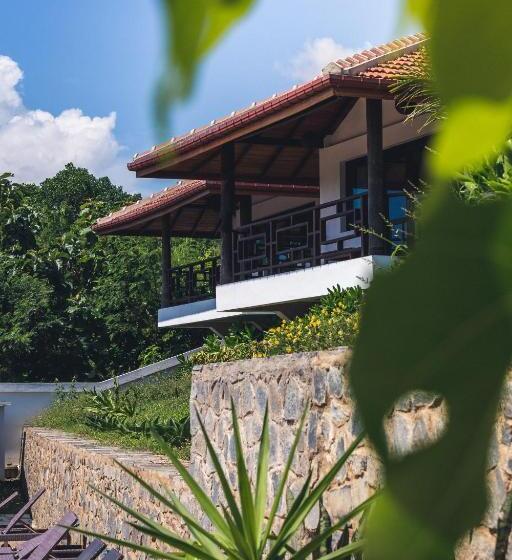 海景标准平房, Omia