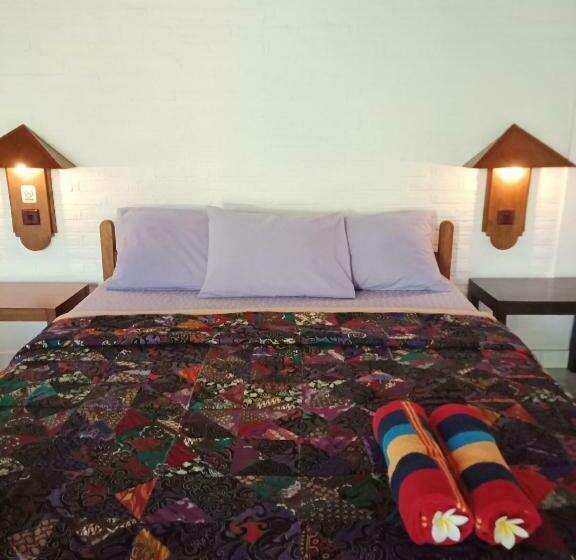 غرفة قياسية مزوَّدة بشُرفة, Rini