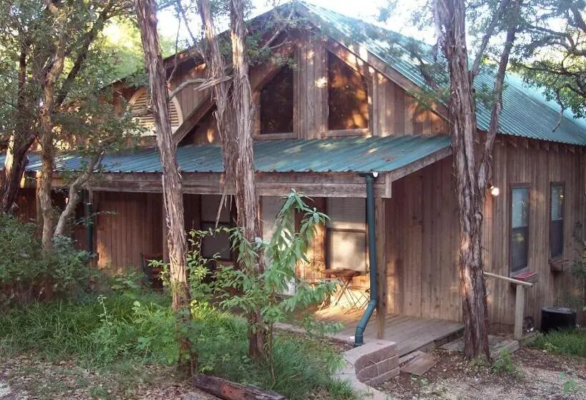 スイート, Bed And Breakfast On White Rock Creek
