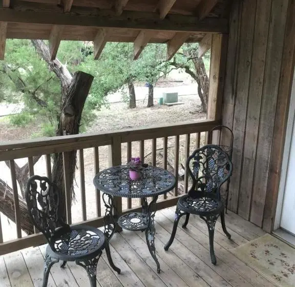 キングサイズベッドのスタンダードルーム, Bed And Breakfast On White Rock Creek